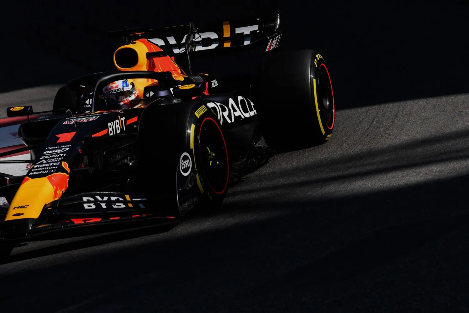 فيرستابن تفوق في فترة التجربة الحرة الثانية (أ.ف.ب)