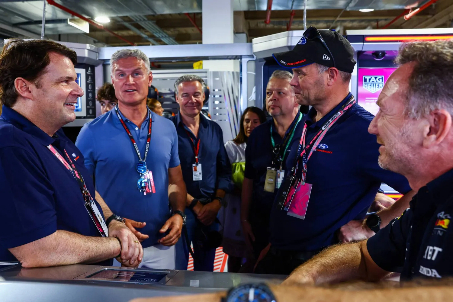 كولتهارد قال إنه لا شك أن سائقاً بحجم هاميلتون سيثير الشائعات دائماً (أ.ف.ب)