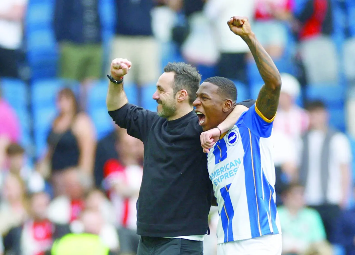 دي زيربي منح لاعبيه الثقة فأعطوه الإخلاص وجمال الأداء (رويترز)