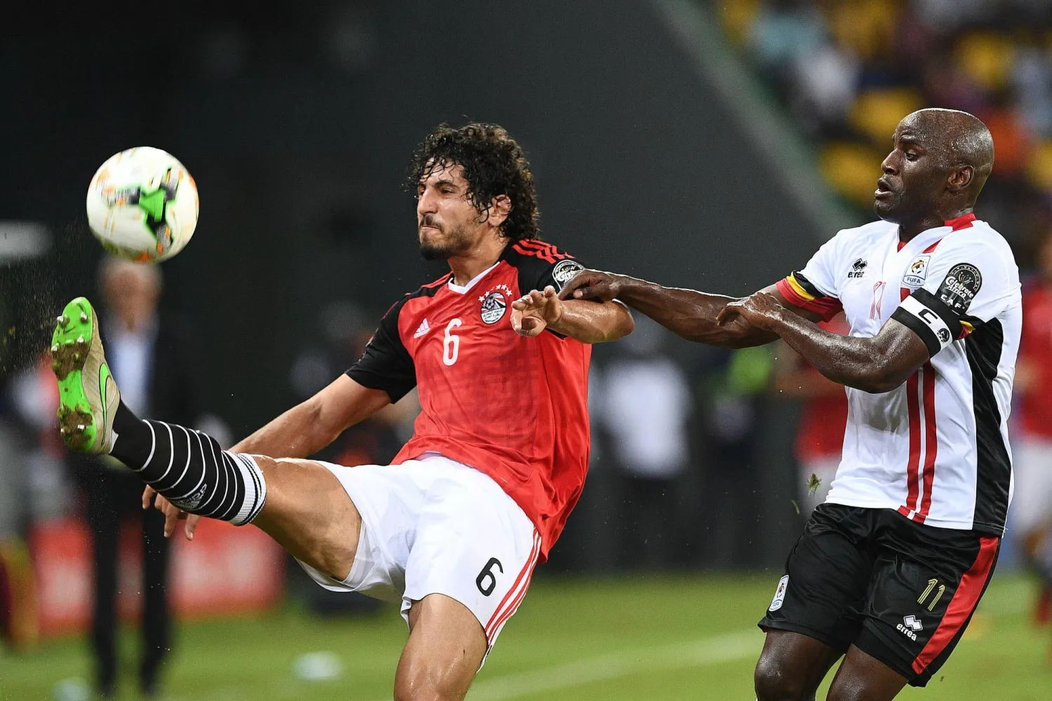 أحمد حجازي قاد الاتحاد للفوز بالدوري السعودي أمس (رويترز)