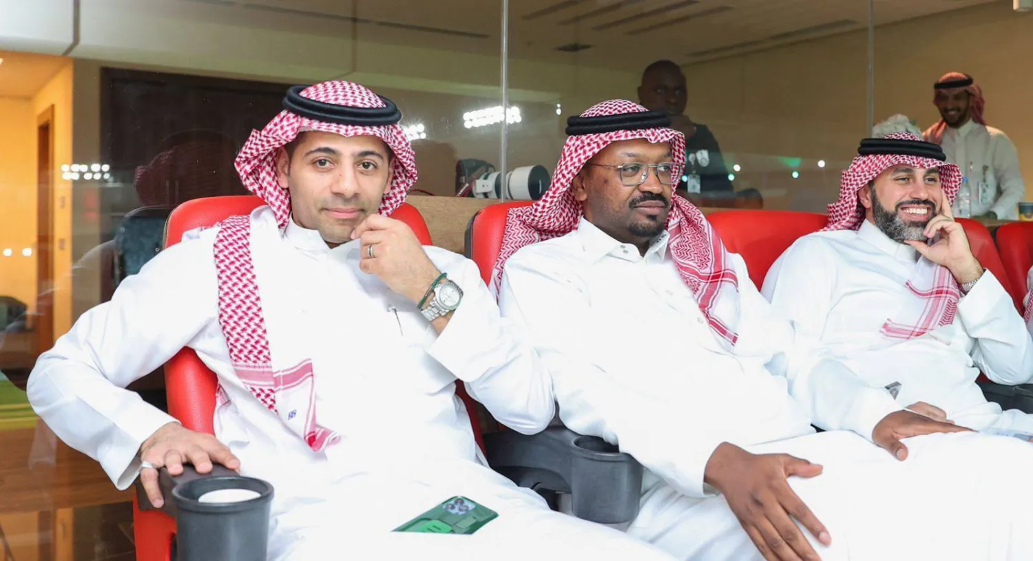 «كاس» ينعش الأهلي برفع عقوبة منع التسجيل «مؤقتاً» (المركز الإعلامي للنادي الأهلي)