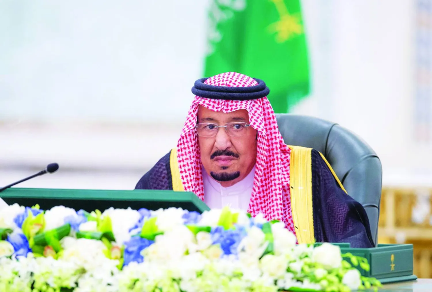 خادم حرمین شریفین در حال ریاست جلسه هیئت دولت (واس)