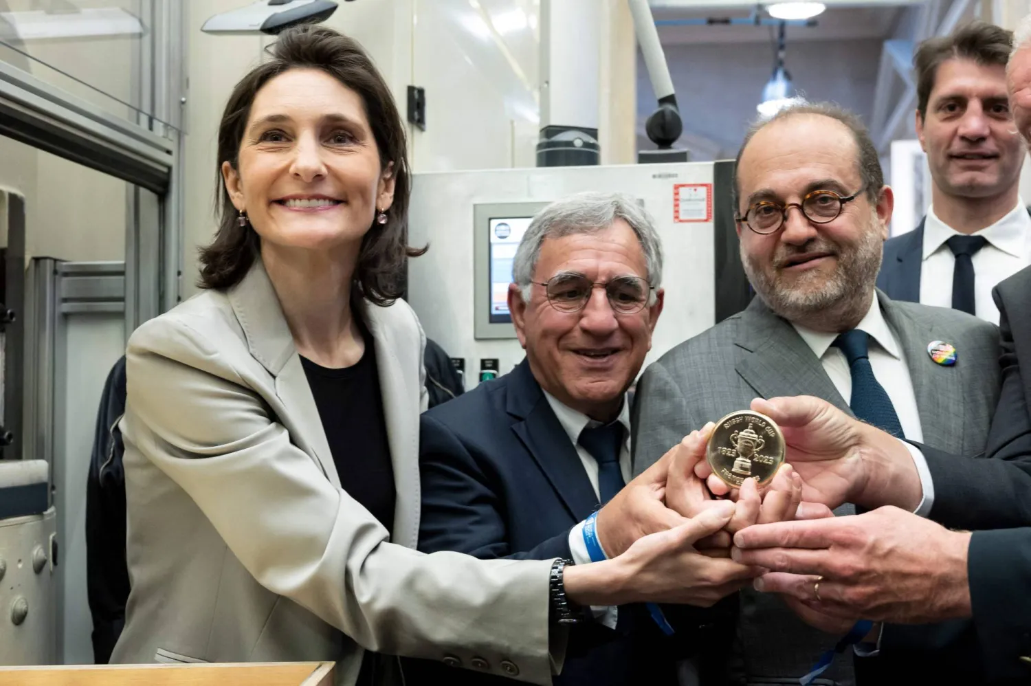 وزراء الرياضة الأوروبيون دعوا لإيجاد حل سريع (أ.ف.ب)