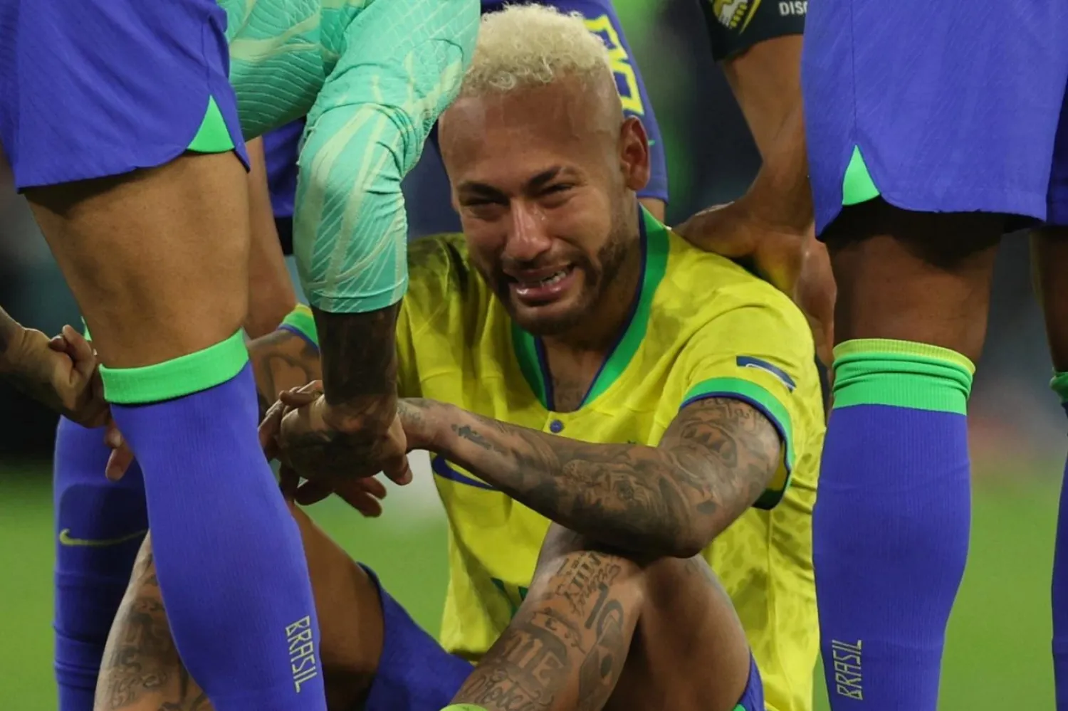Neymar, sakatlığı sebebiyle Şubat 2023'ten beri yeşil sahalardan uzak (Reuters)