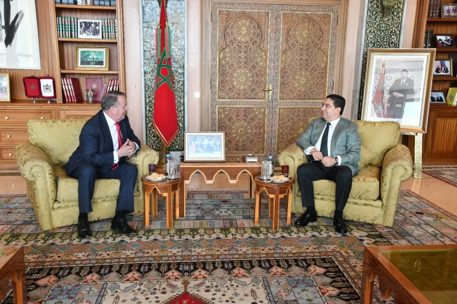 Fas Dışişleri Bakanı Nasır Burita, İngiliz Milletvekili Liam Fox ile Rabat’ta bir araya geldi (Fas Dışişleri Bakanlığı)