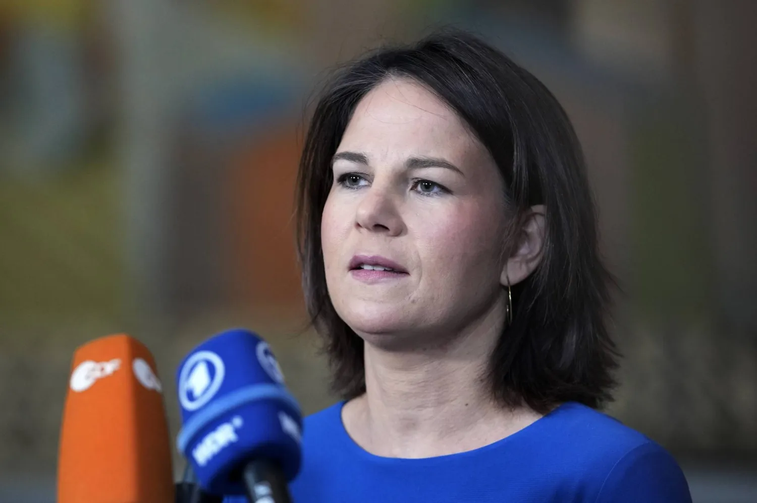 وزيرة خارجية ألمانيا أنالينا بيربوك خلال كلمة لها اليوم الخميس (أ.ب)