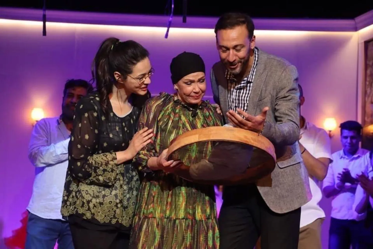 مشهد من العرض المسرحي «الحفيد» المركز الإعلامي (البيت الفني للمسرح)