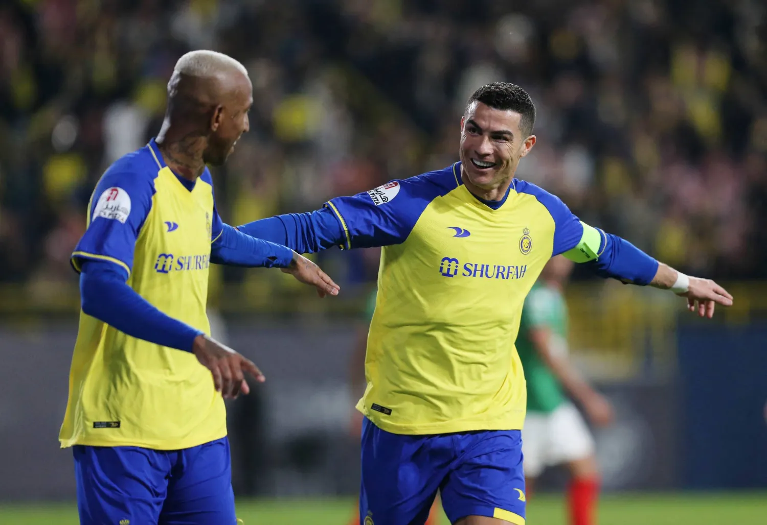 نادي النصر أحدث ضجة كبرى باستقطاب النجم العالمي رونالدو (رويترز)