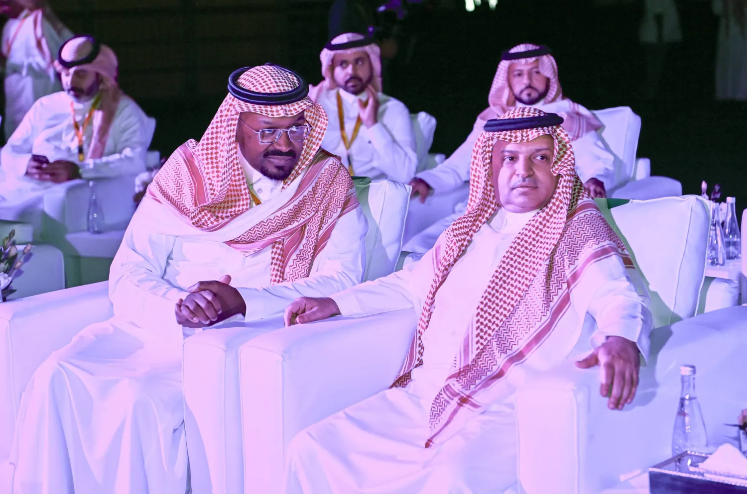 معاذ وآل معمر رئيسا الأهلي والنصر خلال جلسات الحوار (تصوير: علي خمج)