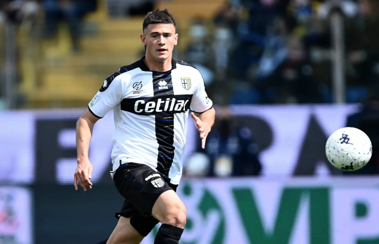 تشيركاتي تواصل مع أرنولد قبل نحو أسبوعين لإبلاغه برغبته في تمثيل أستراليا (غيتي)