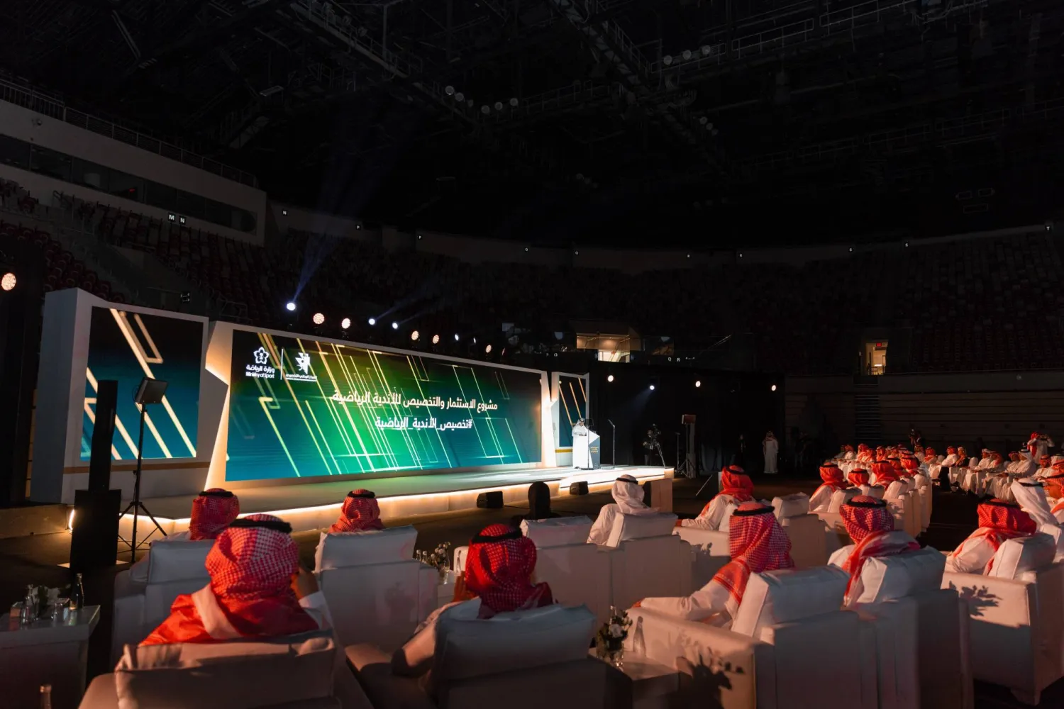 إسحاق سراج أكد أن الاستثمار في الرياضة واحد من أهم الأدوات الاقتصادية (وزارة الرياضة)