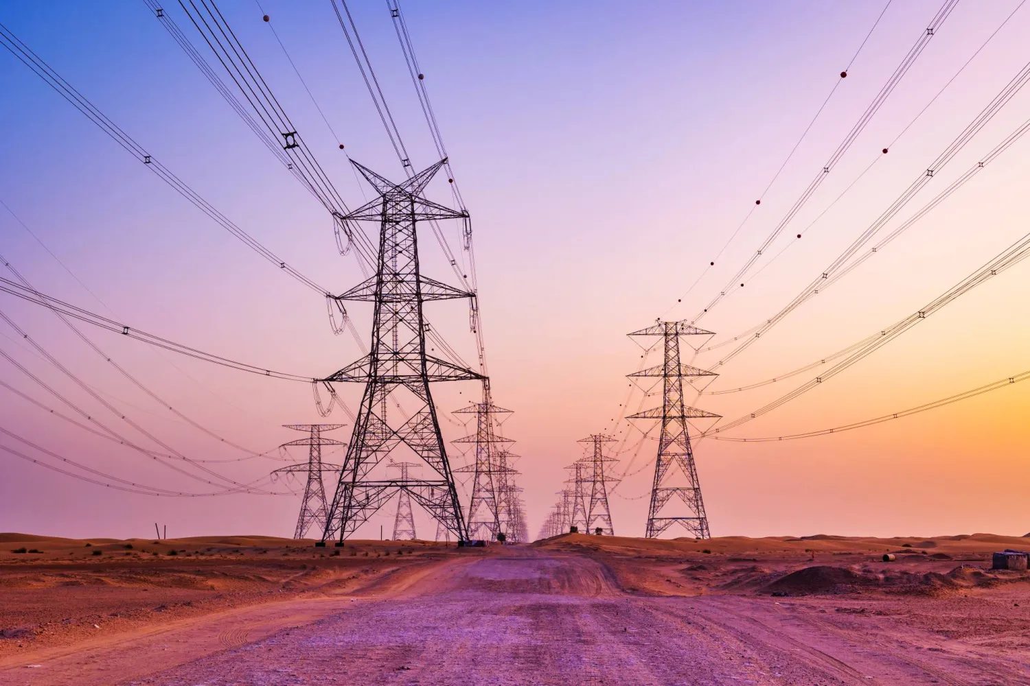 الإبراهيم: محطة الوفرة الكويتية محور الربط الكهربائي مع الدول المجاورة