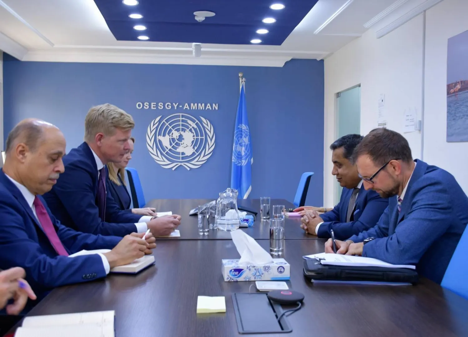 غروندبرغ مع وزير الدولة البريطاني اللورد طارق أحمد (مكتب غروندبرغ)