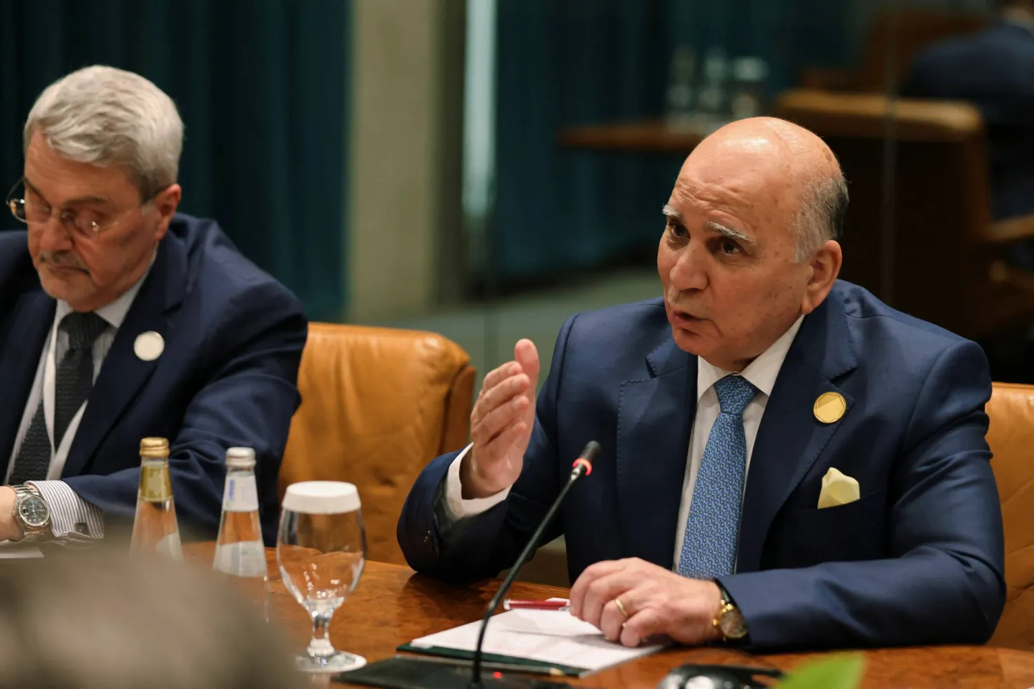 وزير الخارجية العراقي فؤاد حسين (رويترز)