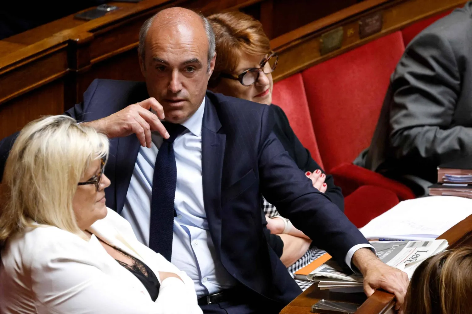 رئيس كتلة حزب «الجمهوريين» أوليفييه مارليكس (أ.ف.ب)