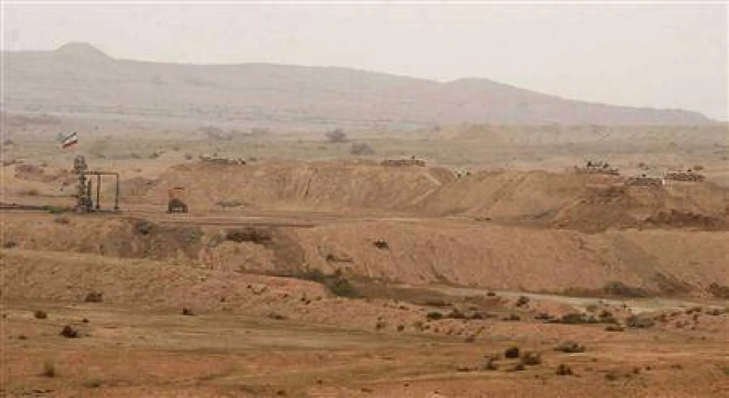 جانب من الحدود الإيرانية - العراقية (أرشيفية - رويترز)