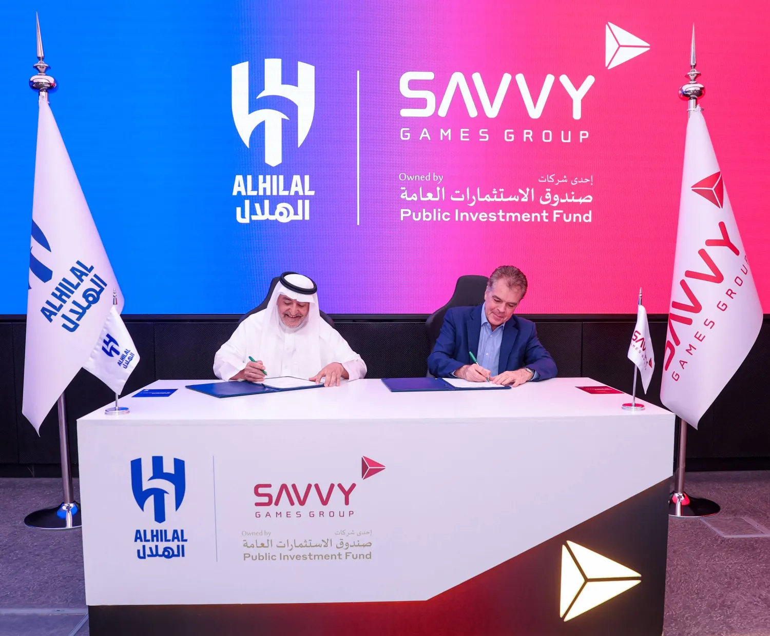 جانب من توقيع شراكة نادي الهلال مع مجموعة سافي للألعاب الإلكترونية (نادي الهلال)