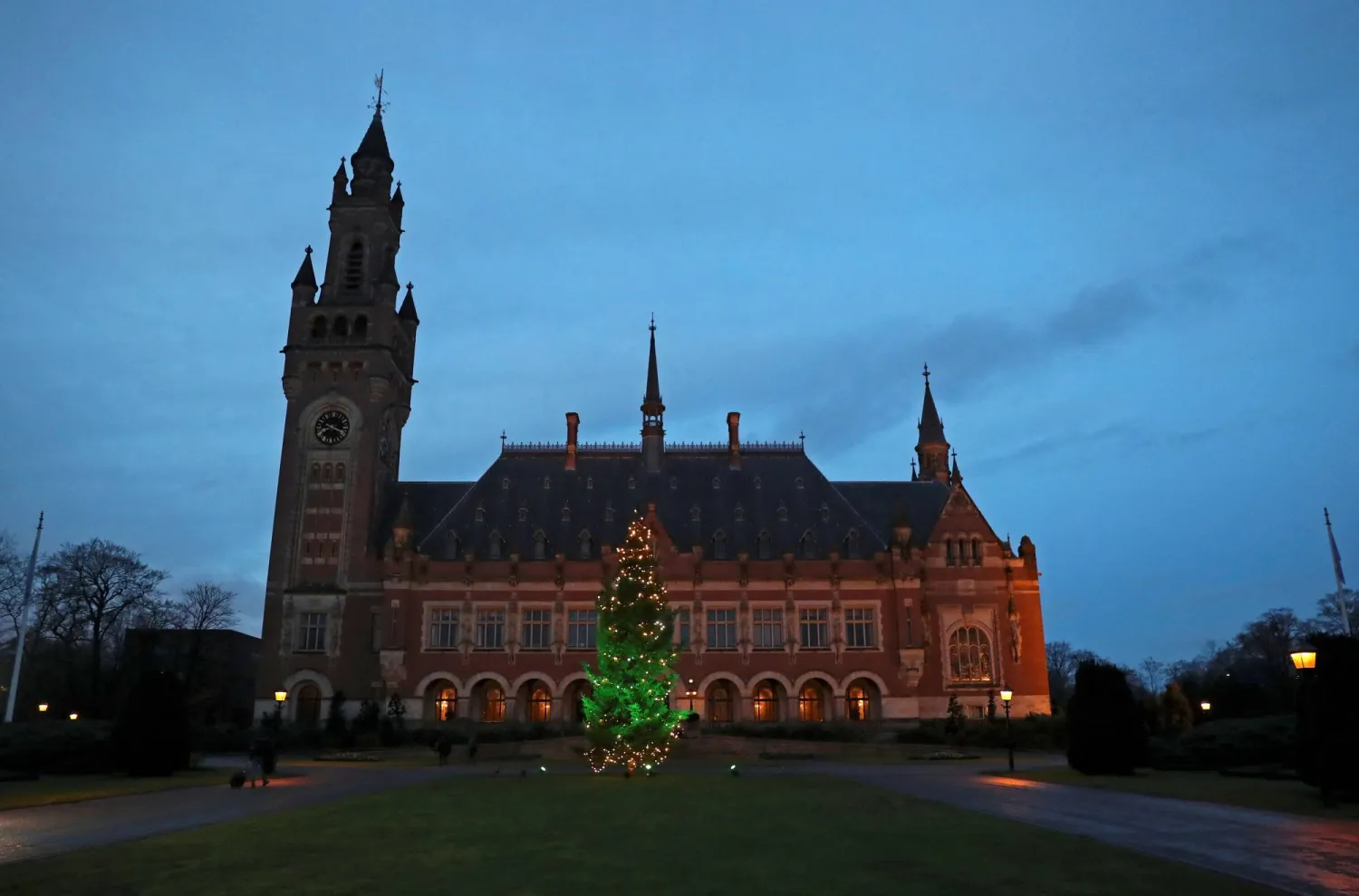 مقر محكمة العدل الدولية في لاهاي (رويترز)