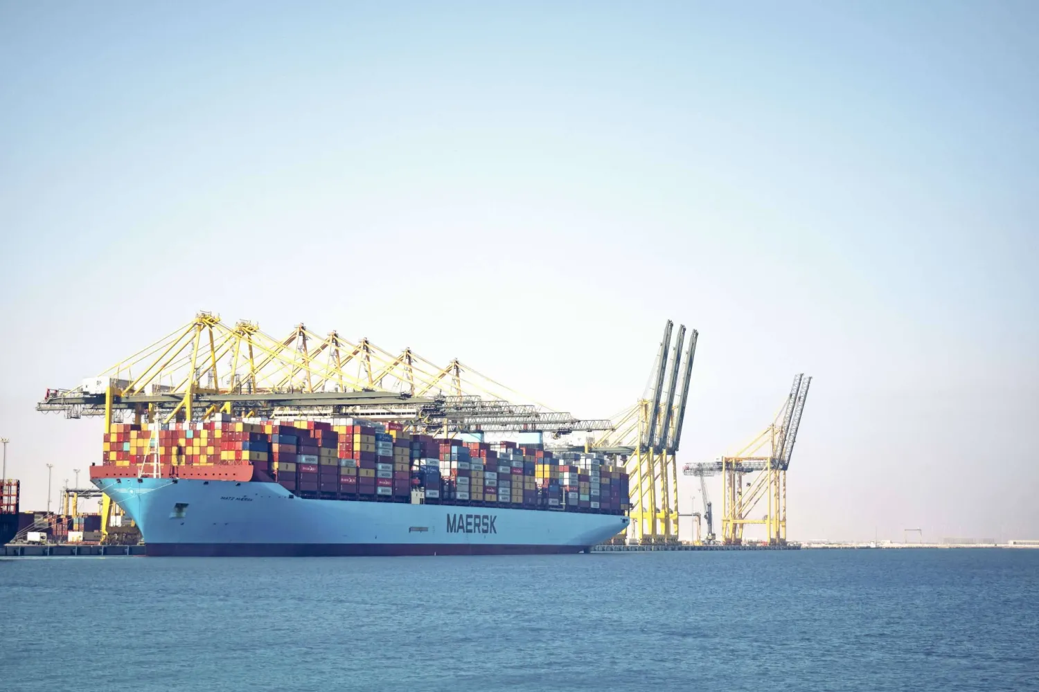 شركة «ميرسك» توسع أعمالها التشغيلية واللوجستية في المملكة