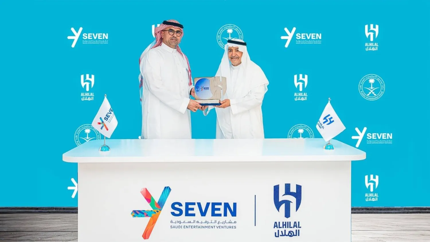 من توقيع شراكة نادي الهلال وشركة «سفن» للألعاب الإلكترونية والترفيه (نادي الهلال)