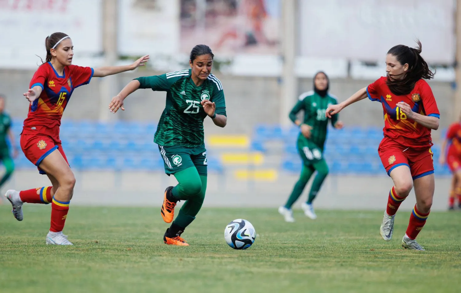 جانب من مباراة السعودية وأندورا سيدات (الشرق الأوسط)