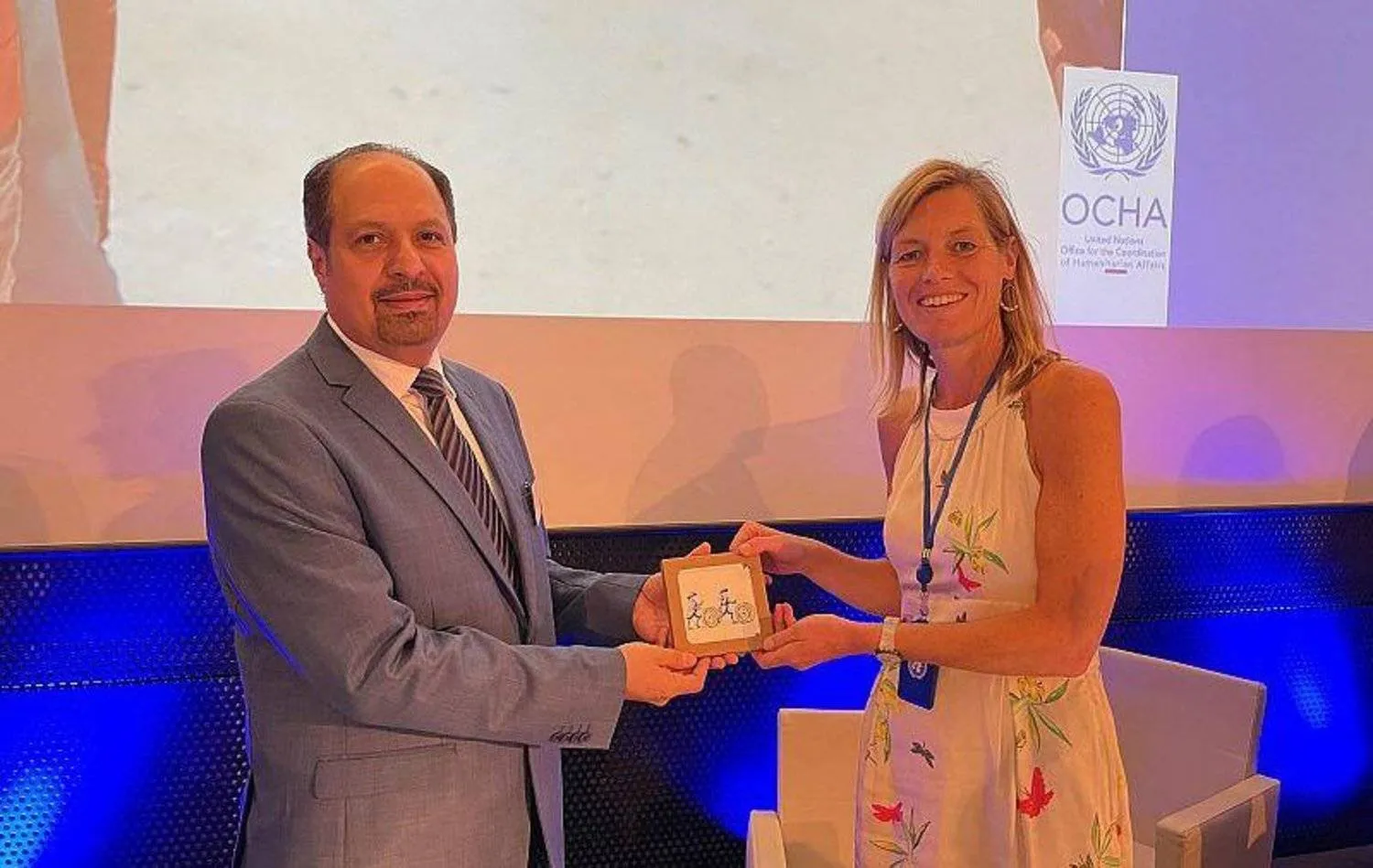 الدكتور عقيل الغامدي رئيس الفريق السعودي خلال تسلم الرئاسة من ماربيت شاورمان ممثلة هولندا في يونيو 2022 (واس)