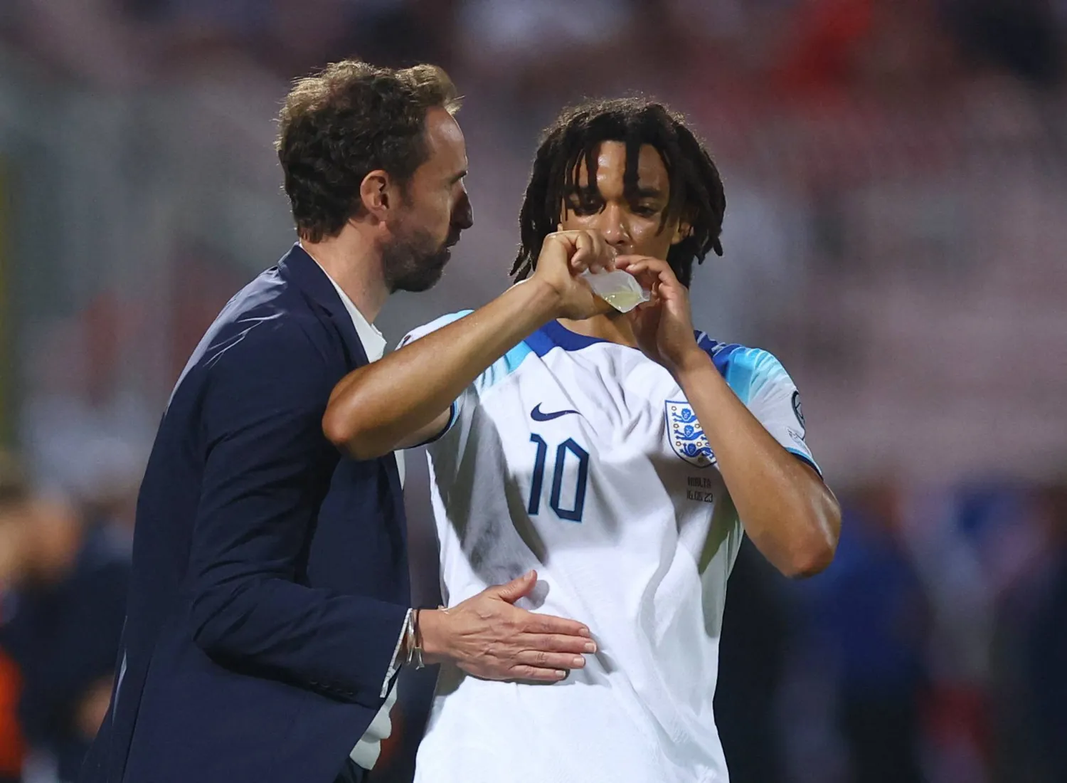 ألكسندر - أرنولد نال رضا وإعجاب ساوثغيت بعد أدائه الرائع أمام مالطا (رويترز)