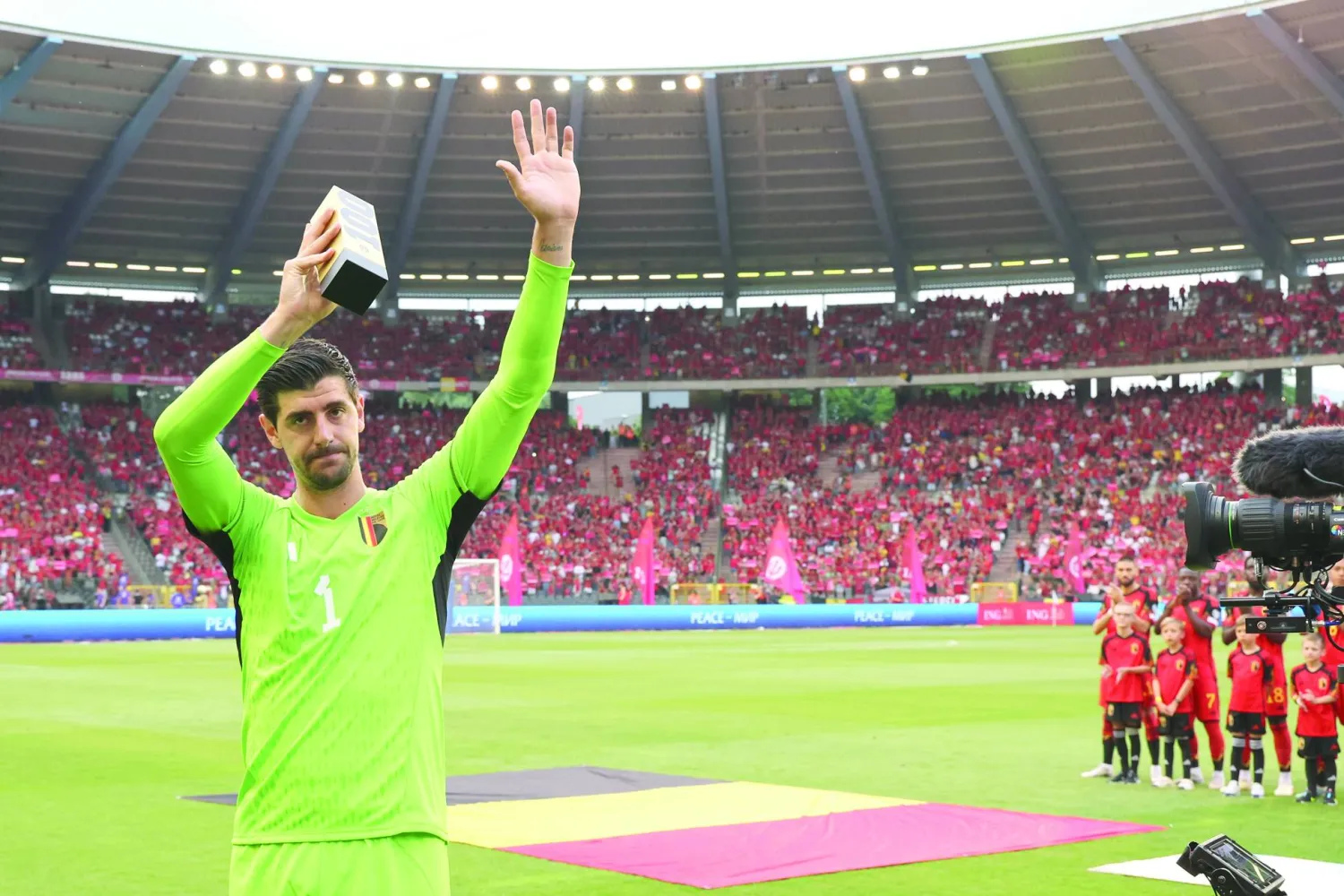 كورتوا كان يتطلع لحمل شارة قيادة منتخب بلجيكا في مباراته الدولية رقم 100 (أ.ب)