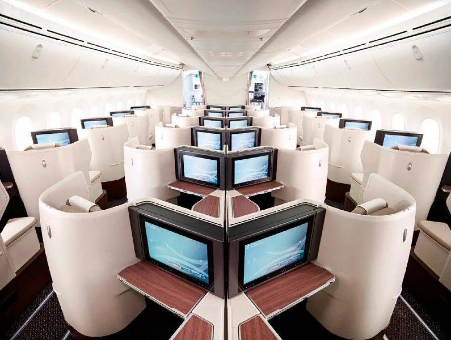 مقاعد رجال الأعمال في طيران الخطوط الجوية العربية السعودية (الشرق الأوسط)