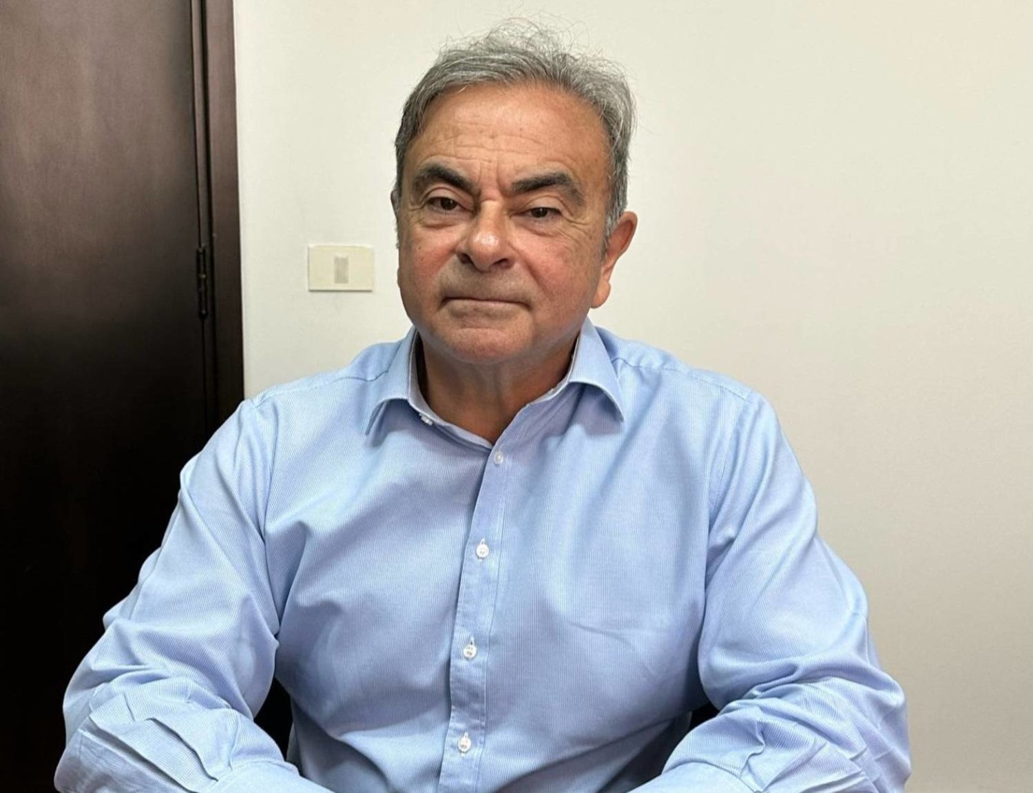 Carlos Ghosn To Asharq Al Awsat I Will Seize Nissan s Properties In 