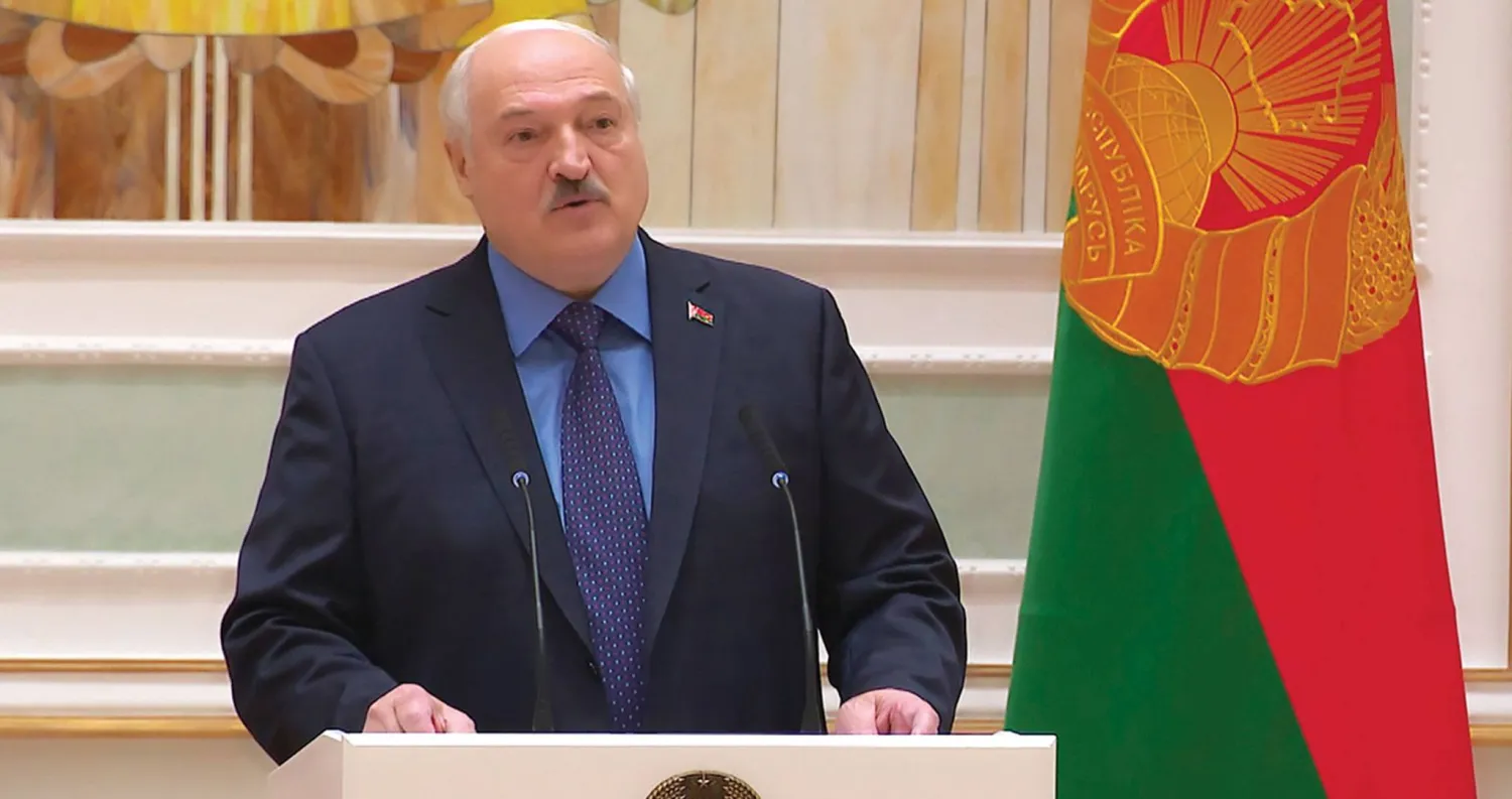 رئيس بيلاروسيا ألكسندر لوكاشينكو يعلن وصول قائد جماعة «فاغنر» الروسية يفغيني بريغوجين إلى بيلاروسيا (أ.ب)