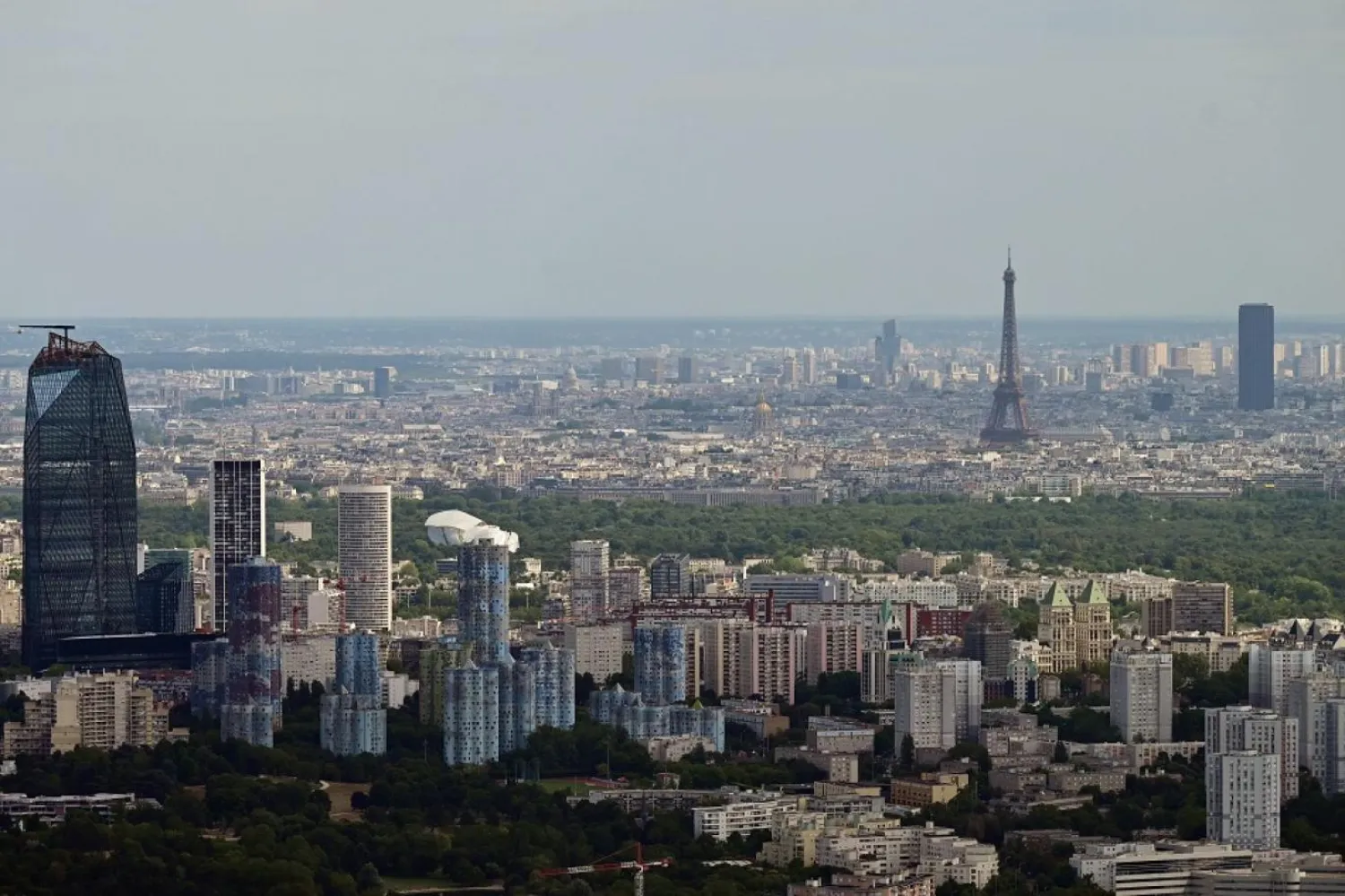 11 Temmuz'da Paris'in Nanterre banliyösünün havadan görünümü / Fotoğraf: AFP