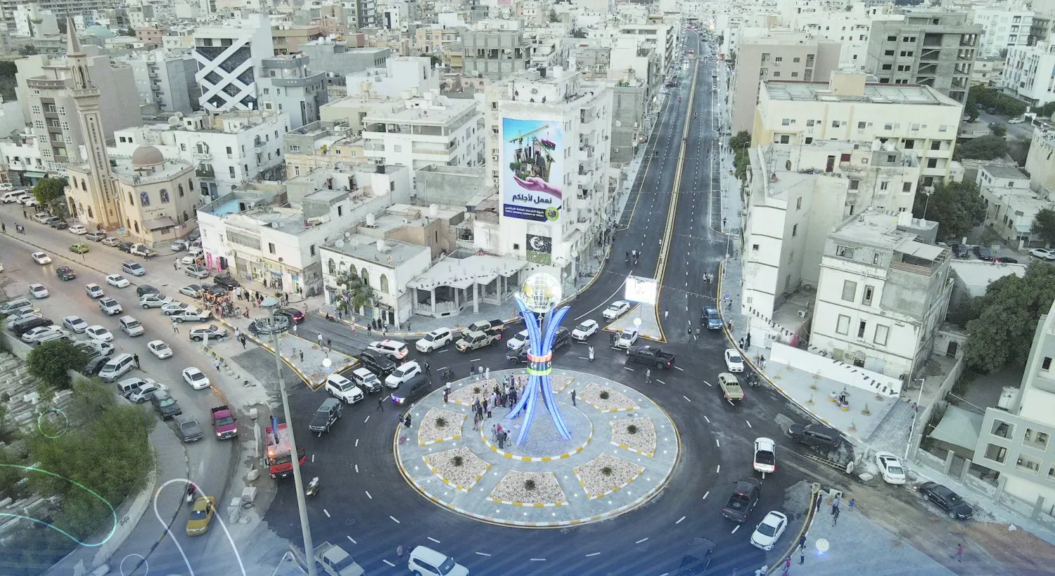 شارع «النصر» وجزيرة بومشماشة وسط العاصمة طرابلس (حكومة الوحدة)