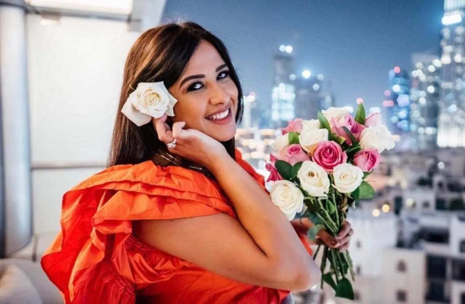 ياسمين عبد العزيز (فيسبوك)