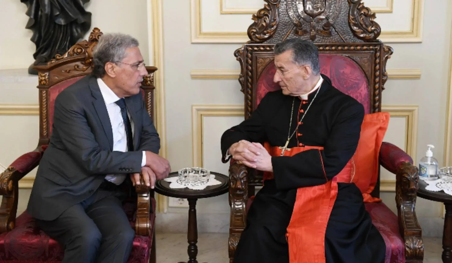 Maronite Patriarch Bechara Rahi met Wednesday with Caretaker Minister of Justice, Henry Khoury (NNA)
