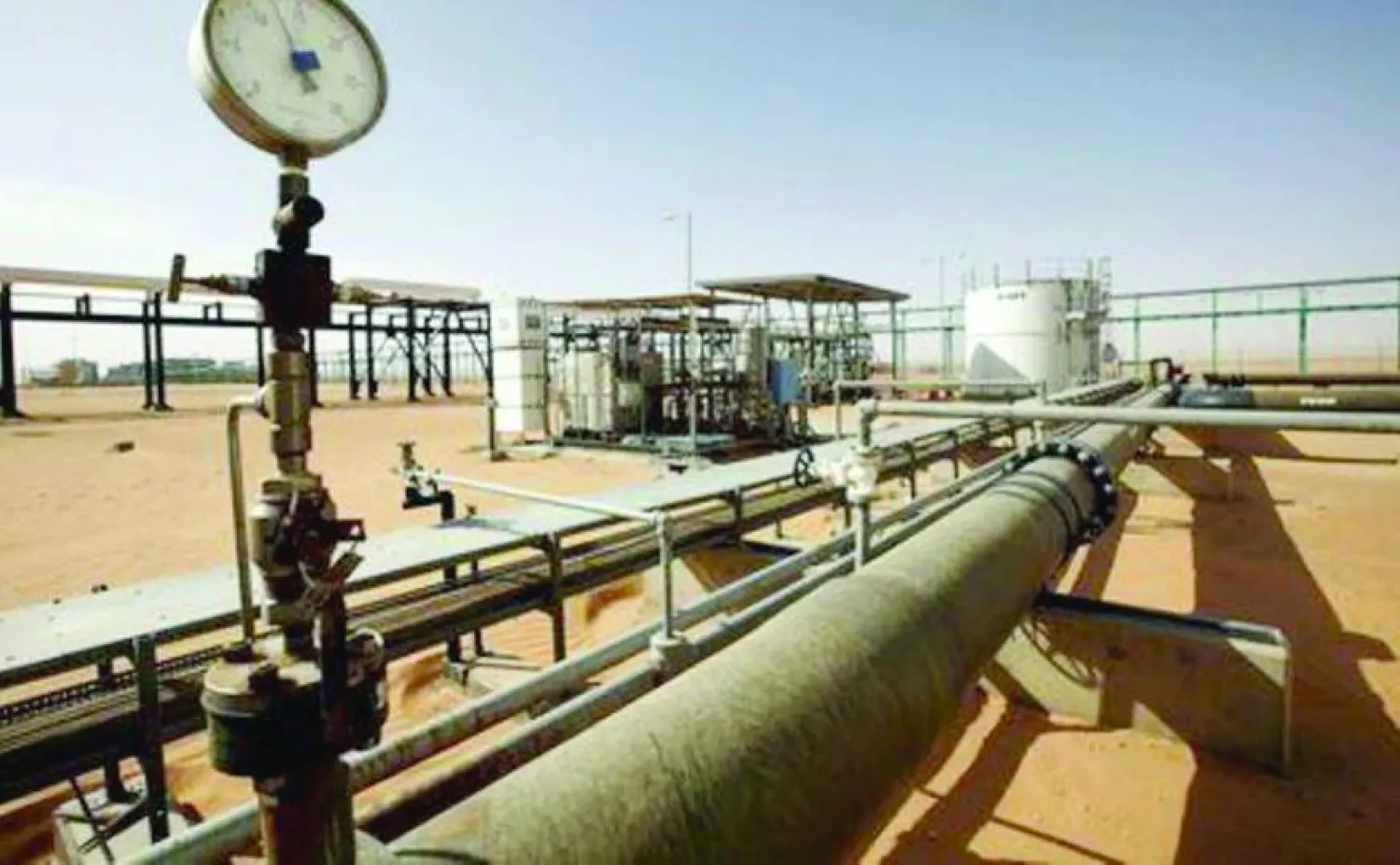أحد حقول النفط في غرب ليبيا (الشرق الأوسط)