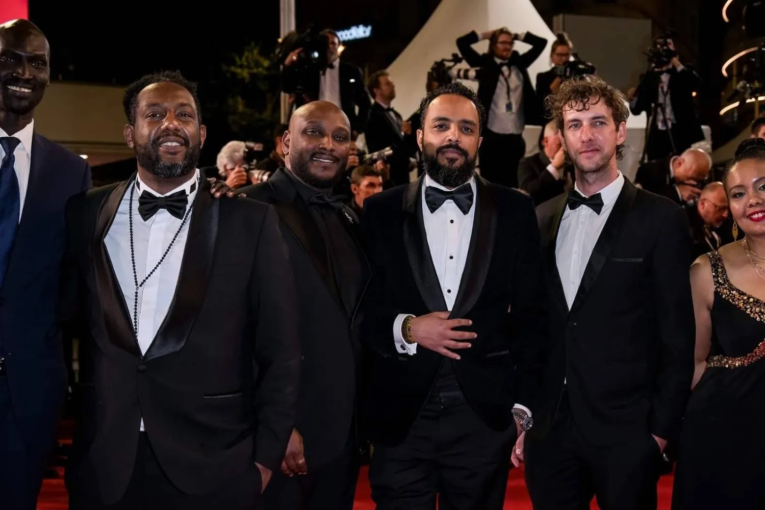 فريق الفيلم في «مهرجان كان» (الشرق الأوسط)