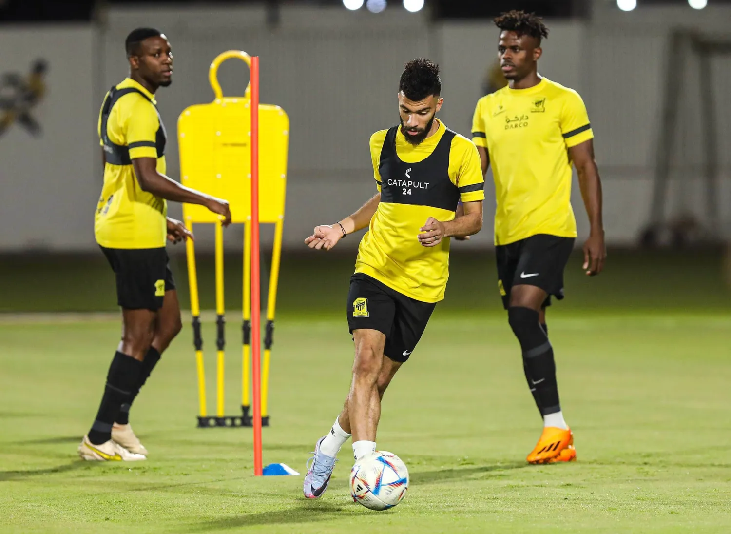 عبد الرحمن العبود أحد الثلاثي المستبعد من معسكر الطائف (الشرق الأوسط)