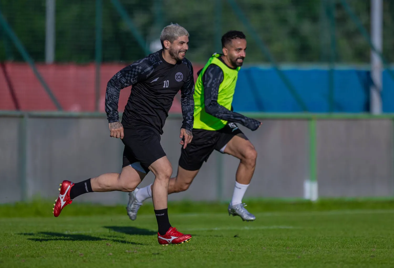 بانيغا على رأس قائمة اللاعبين في معسكر النمسا الحالي "نادي الشباب"