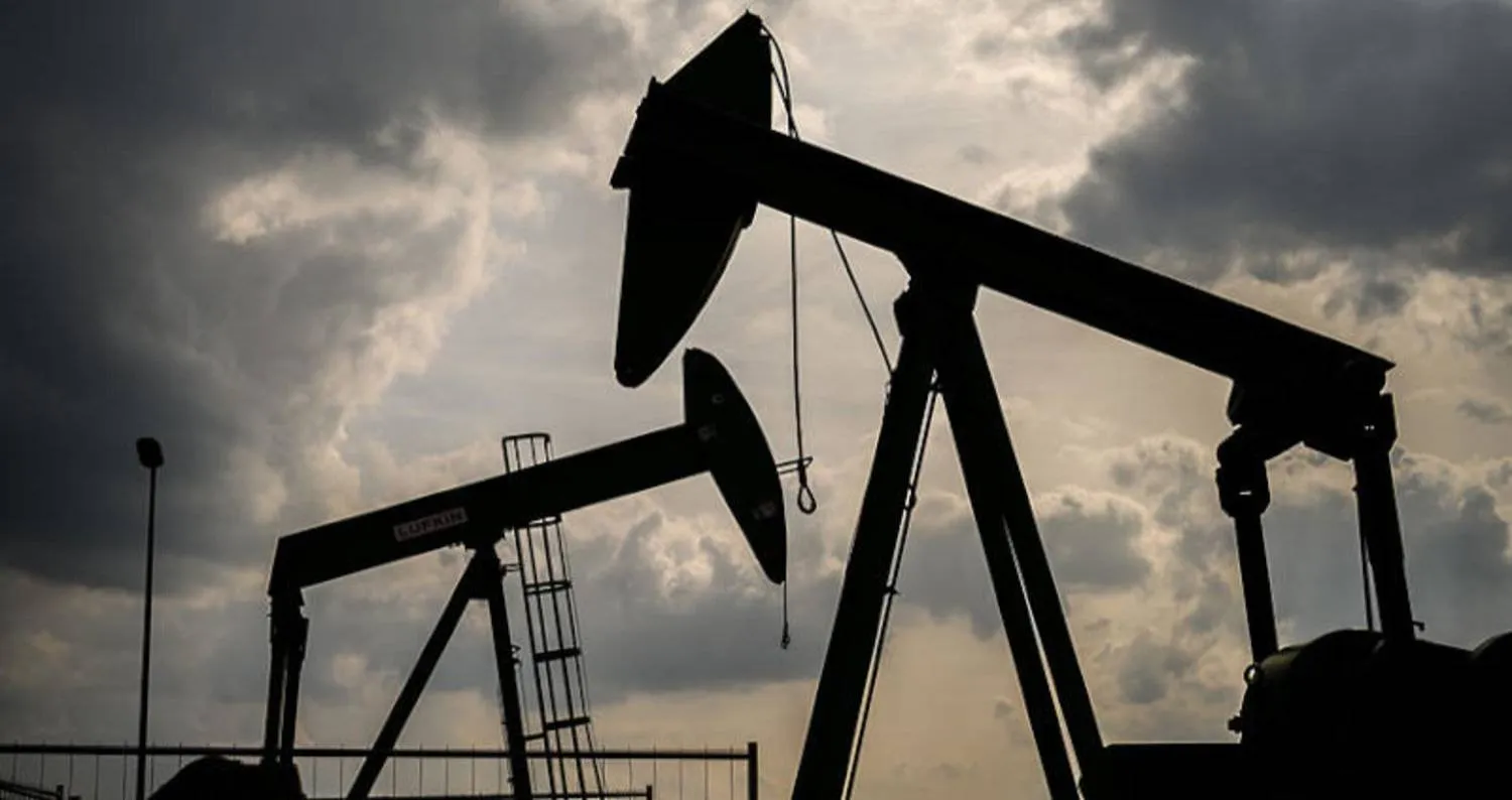 حقل نفطي (د.ب.أ)