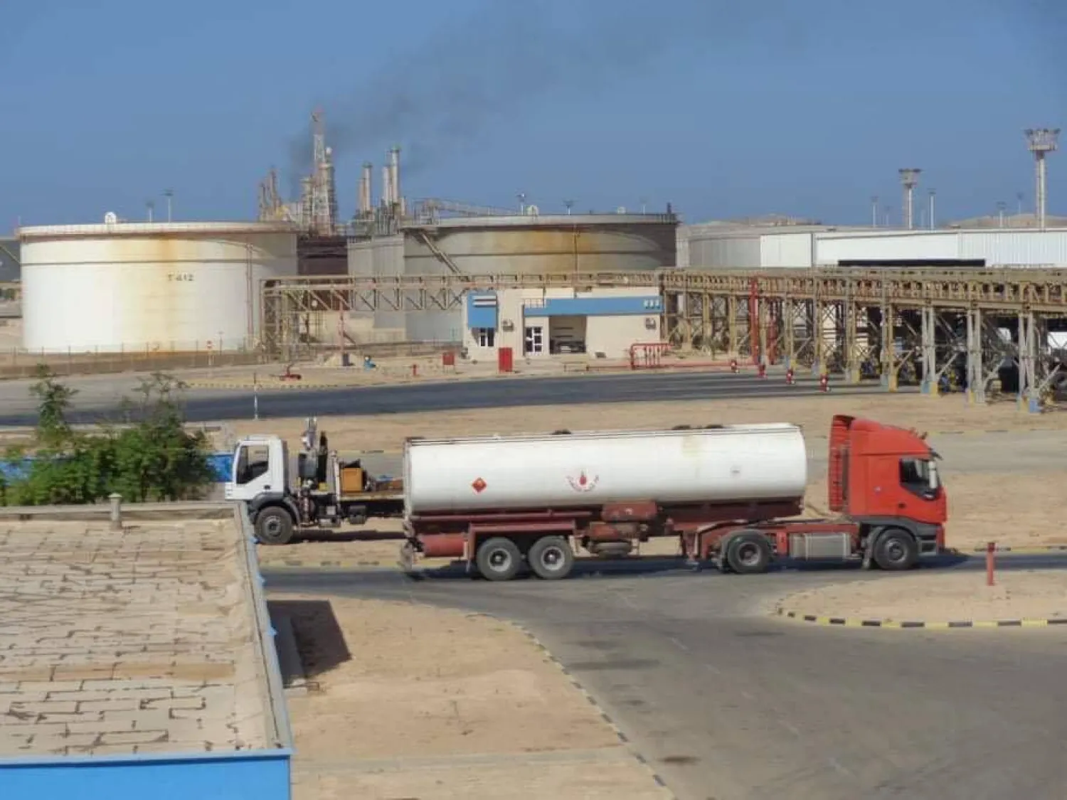 إيرادات النفط الليبي شكلت أحد أهم محركات الصراع في ليبيا خلال السنوات الماضية (شركة البريقة لتسويق النفط)