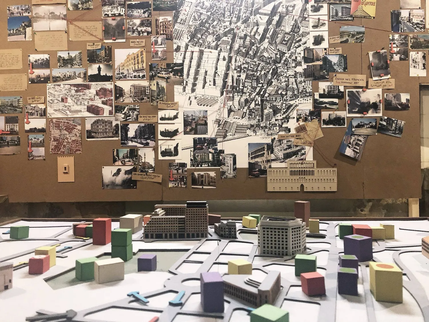 مجسّم يختزل بيروت المعالم والفوضى والوجوه (الجهة المنظمة)