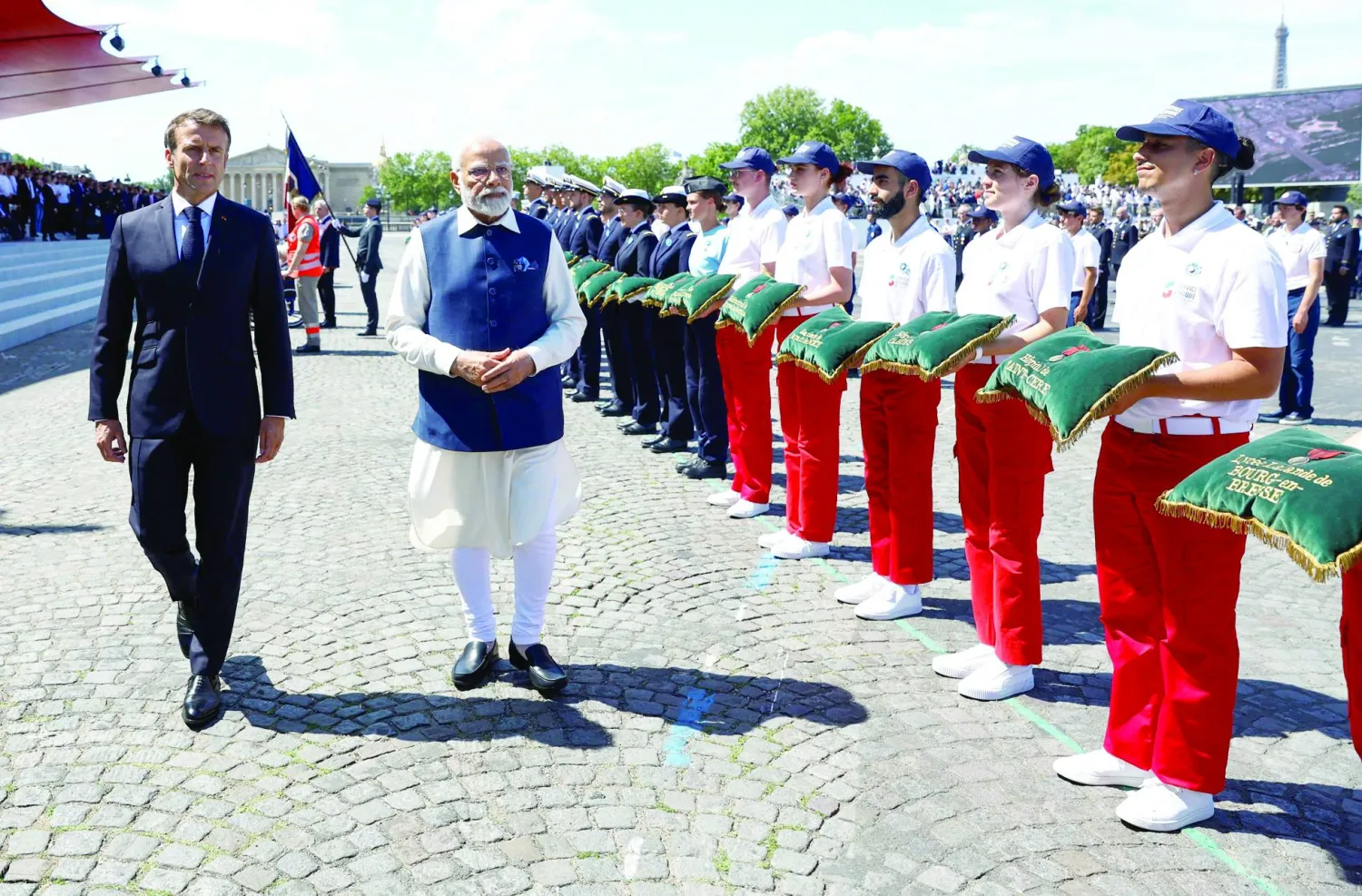 
مودي وماكرون يتجهان لحضور العرض العسكري في 14 يوليو (أ.ف.ب)