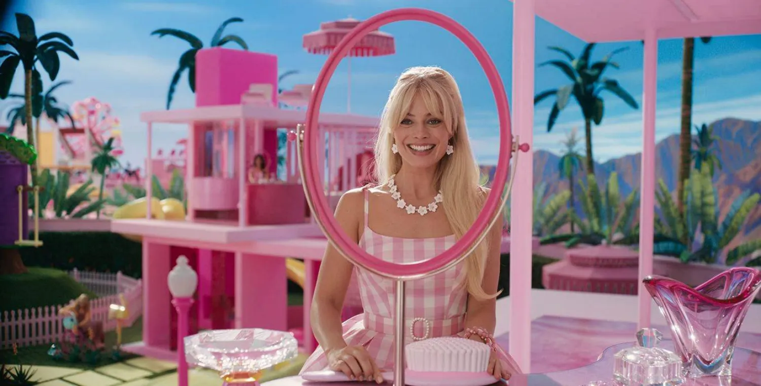 مشهد من فيلم «باربي» (IMDB)