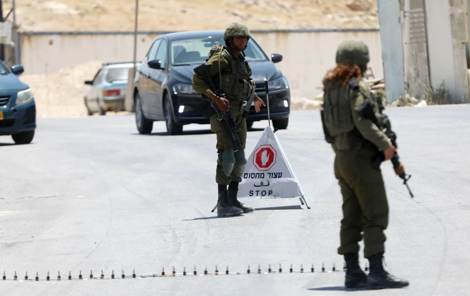 عناصر من القوات الإسرائيلية في الضفة الغربية (د.ب.أ)