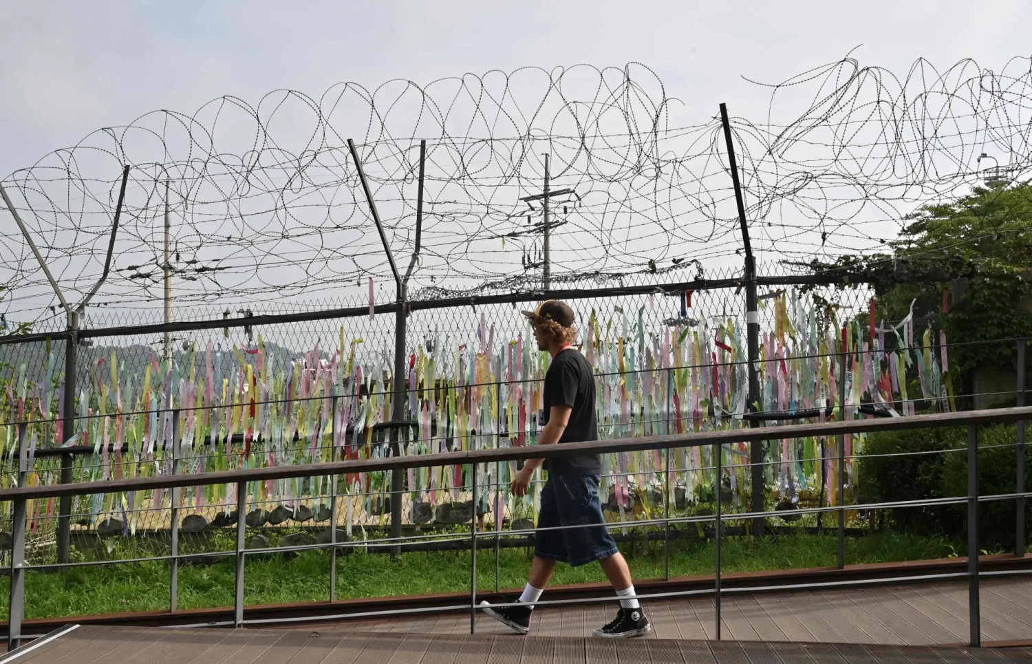 جانب من المنطقة منزوعة السلاح في مدينة باجو الحدودية الأربعاء (أ.ف.ب)