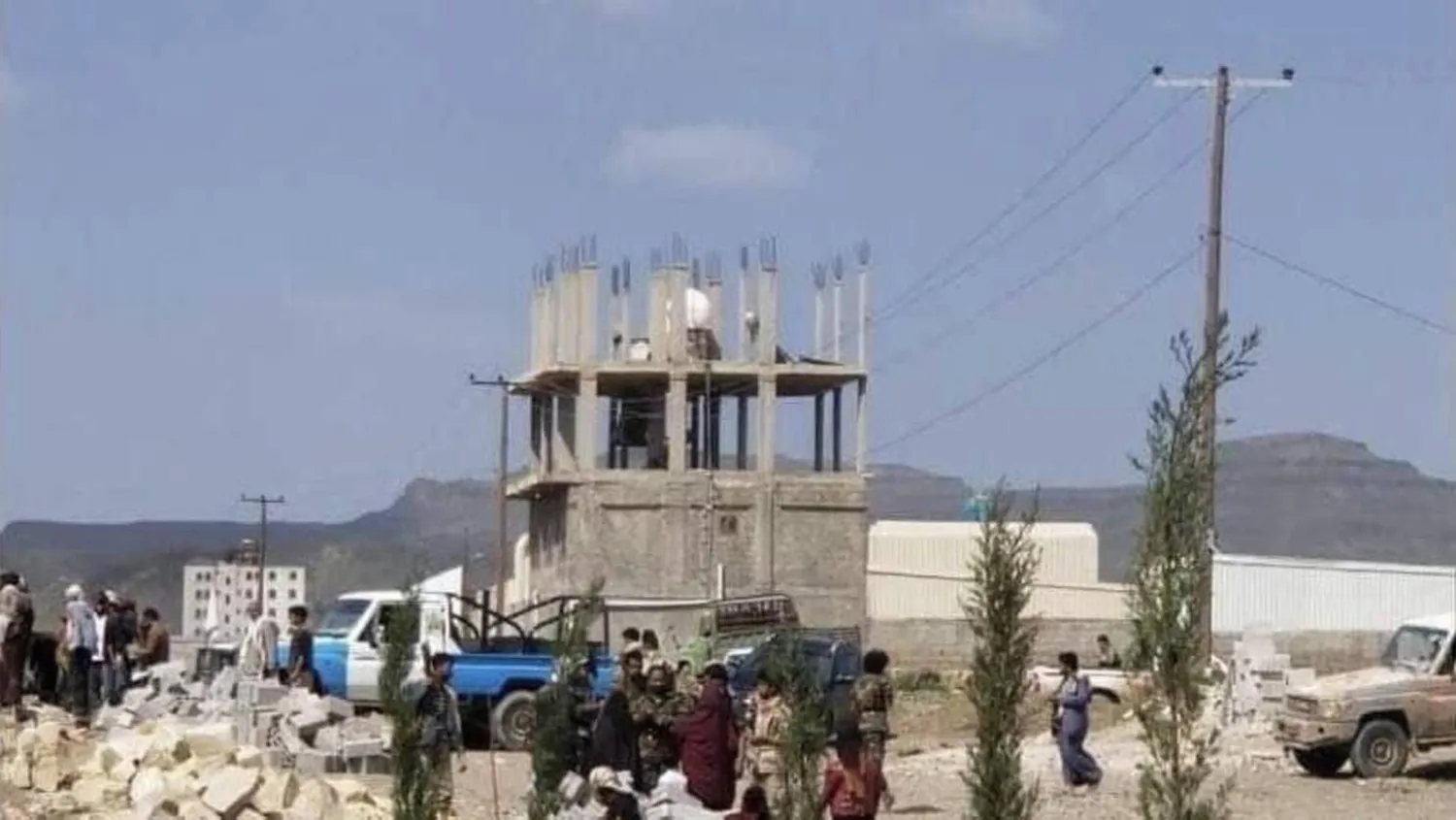 حملة المصادرة الحوثية اتسعت إلى مديرية سنحان جنوب صنعاء (فيسبوك)