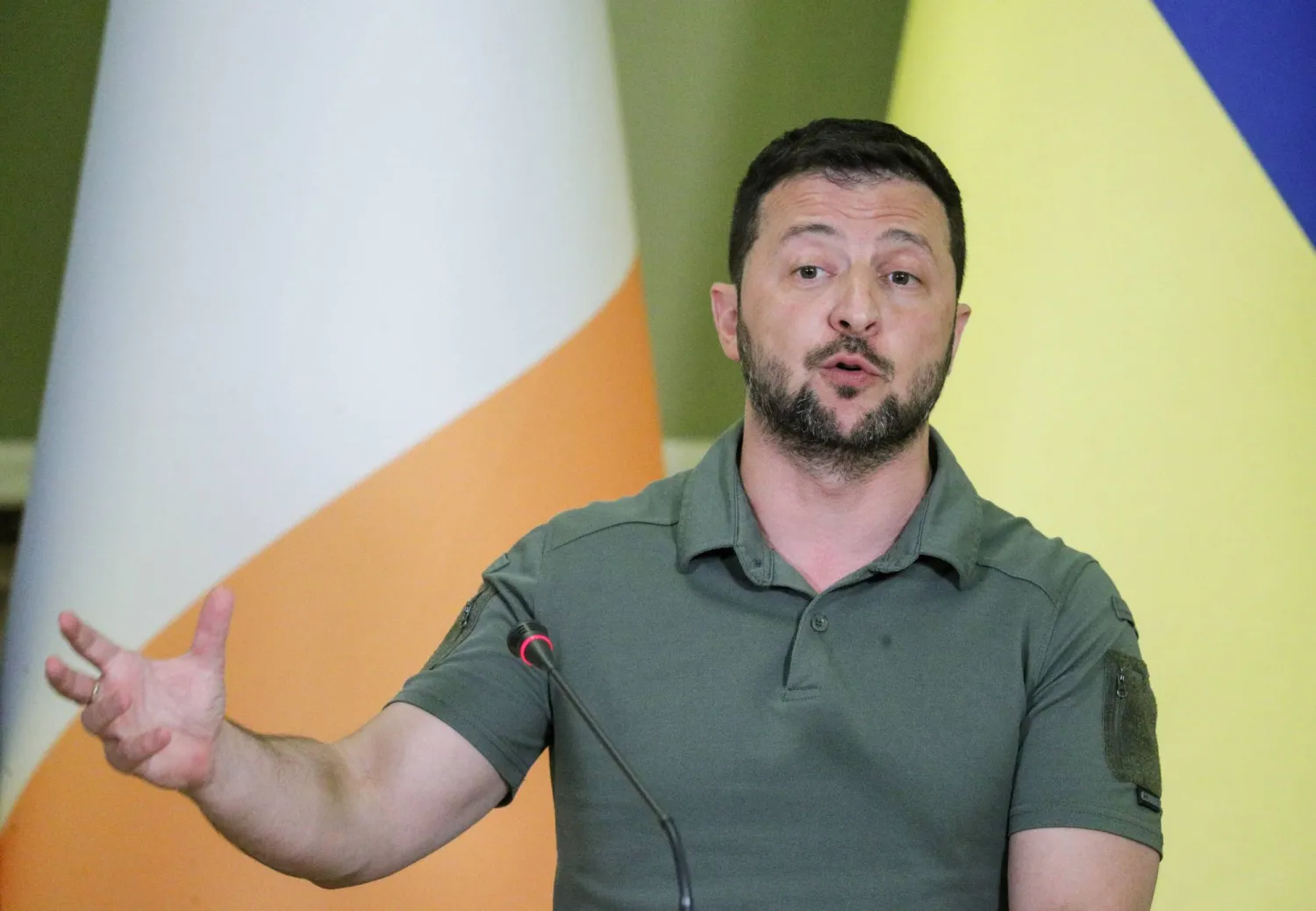 الرئيس الأوكراني فولوديمير زيلينسكي (إ.ب.أ)