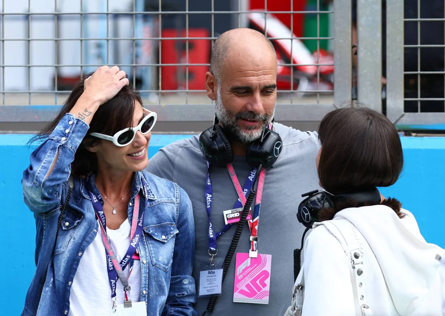 غوارديولا يتطلع لتأكيد تفوق مان سيتي (رويترز)