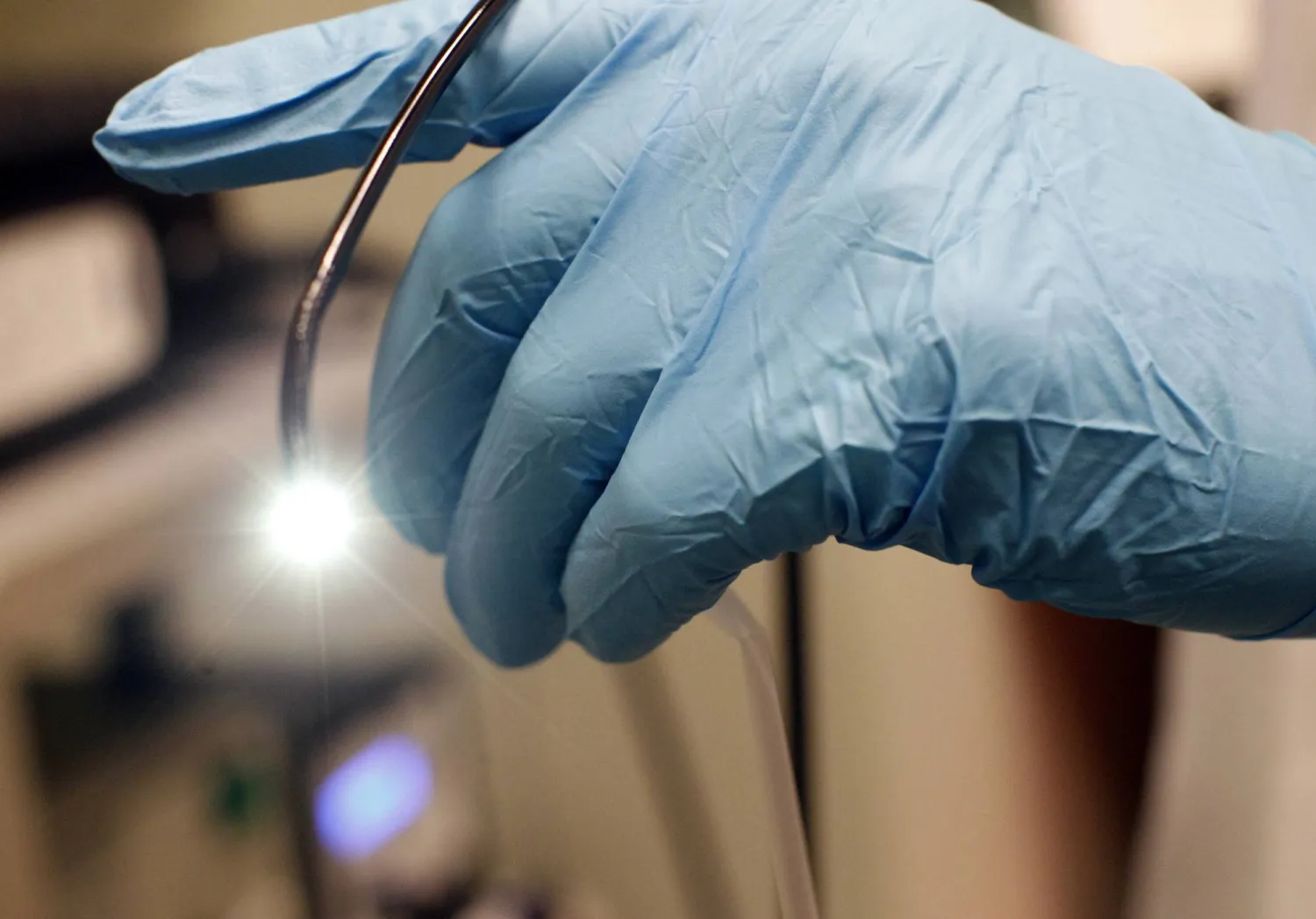 ابتكار كبسولة نانوية تنقل الدواء للأورام الخبيثة